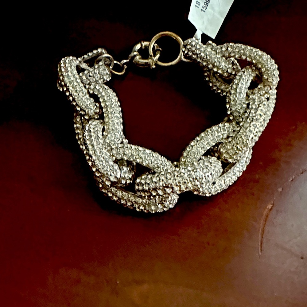 Elegant Silver Chain Bracelet